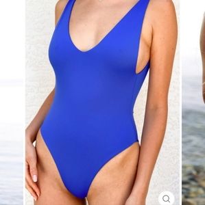 Londre Minimalist Size small in True Blue